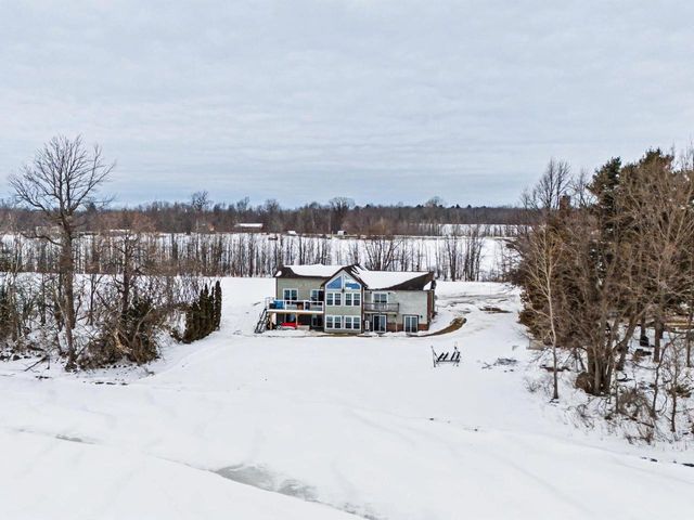 802 Alburgh Springs Road, Alburgh, VT 05440