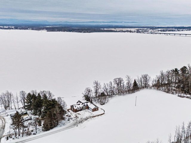 802 Alburgh Springs Road, Alburgh, VT 05440