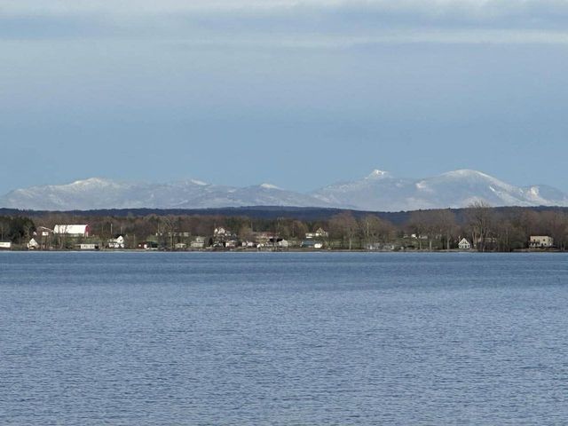 802 Alburgh Springs Road, Alburgh, VT 05440