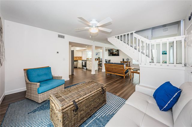 8432 W GULF BOULEVARD Jellyfish, Treasure Island, FL 33706
