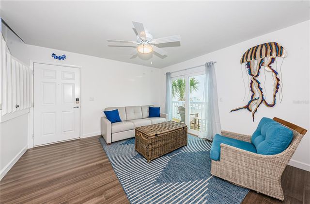 8432 W GULF BOULEVARD Jellyfish, Treasure Island, FL 33706