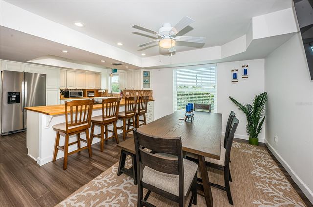 8432 W GULF BOULEVARD Jellyfish, Treasure Island, FL 33706