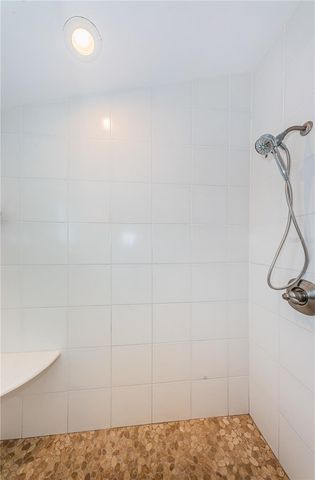 8432 W GULF BOULEVARD Jellyfish, Treasure Island, FL 33706