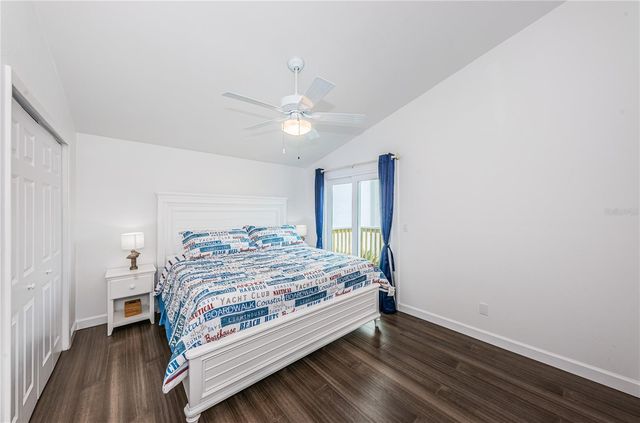 8432 W GULF BOULEVARD Jellyfish, Treasure Island, FL 33706