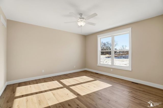 4079 Casey Drive, Lambertville, MI 48144