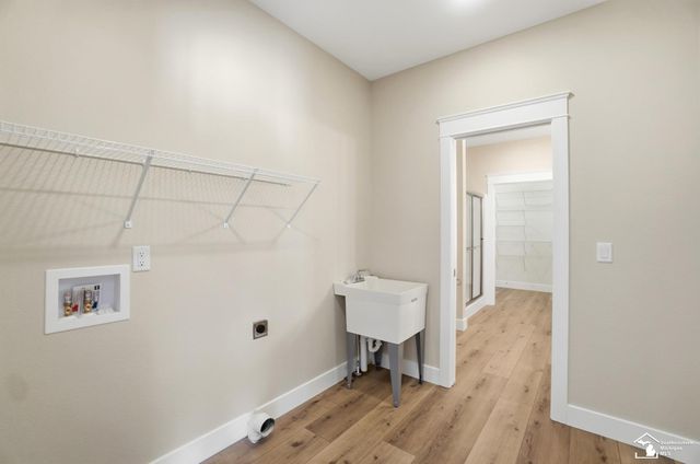 4079 Casey Drive, Lambertville, MI 48144