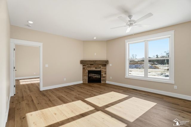 4079 Casey Drive, Lambertville, MI 48144