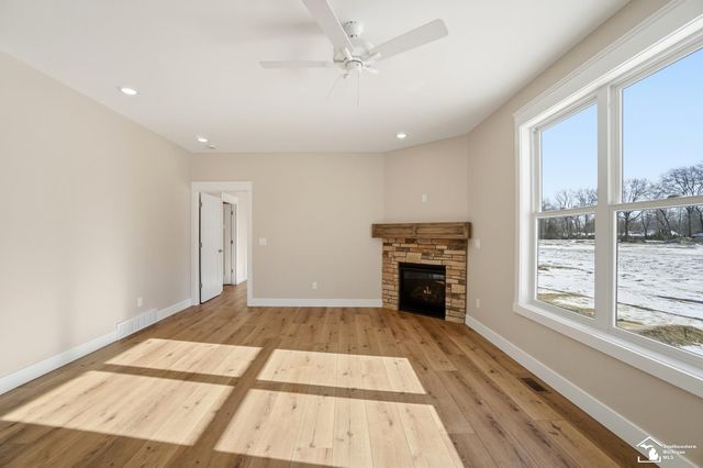 4079 Casey Drive, Lambertville, MI 48144