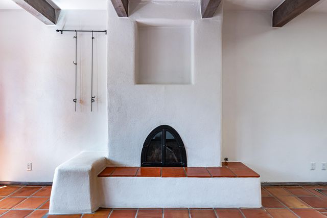 6205 Sabre Court NW, Albuquerque, NM 87107