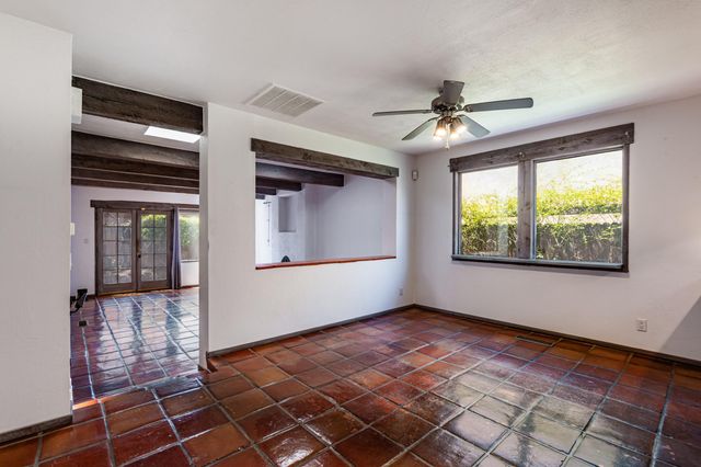 6205 Sabre Court NW, Albuquerque, NM 87107