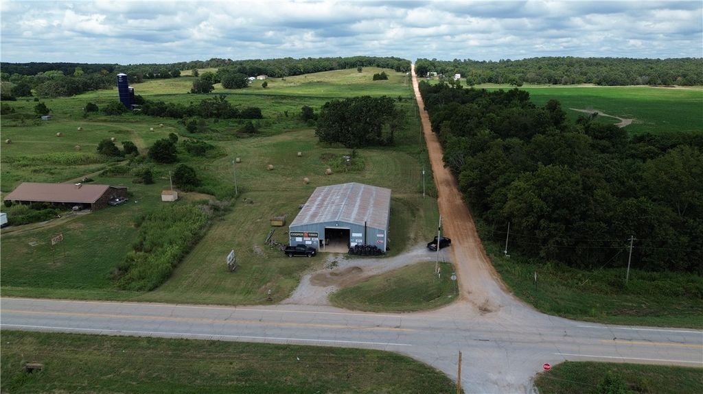 22920 Hwy 20, Jay, OK 74346