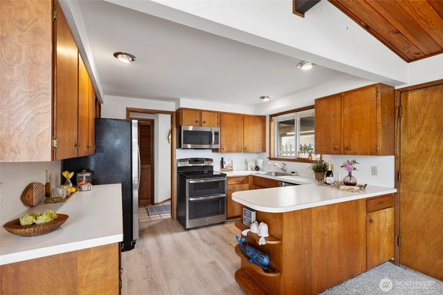 1314 NE South Petterson Road, Keyport, WA 98345