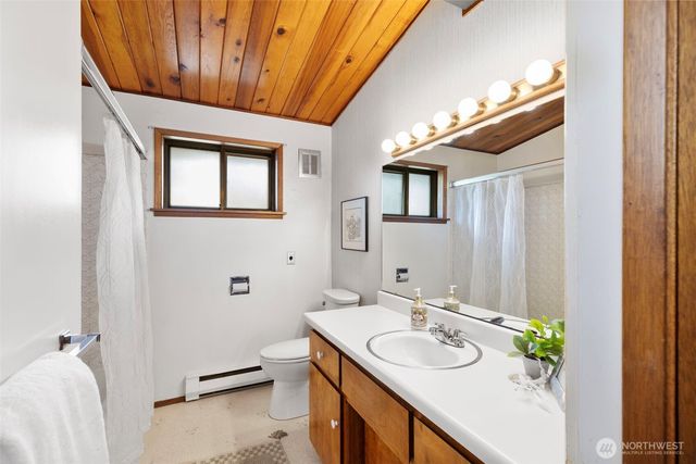 1314 NE South Petterson Road, Keyport, WA 98345