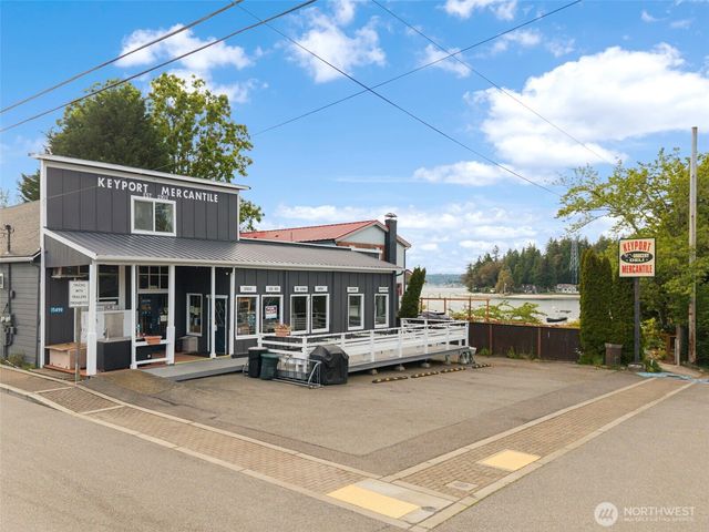 1314 NE South Petterson Road, Keyport, WA 98345