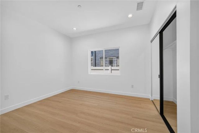 2937 10th Avenue, Los Angeles, CA 90018