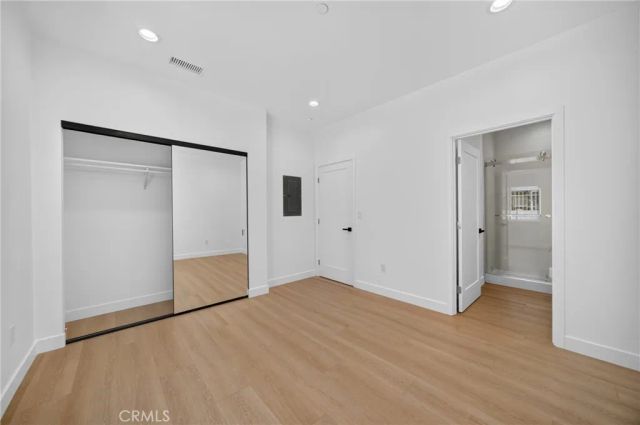 2937 10th Avenue, Los Angeles, CA 90018