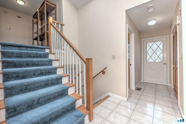 634 Aspen Lane, Orange, CT 06477