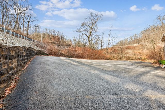 4713 Northern Pike, Monroeville, PA 15146