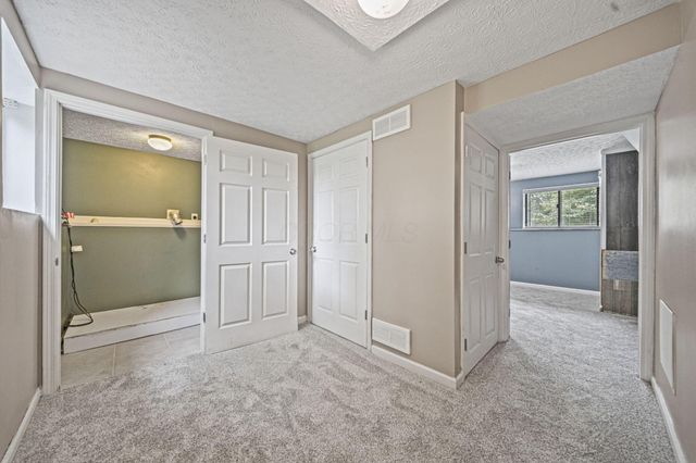 2349 Warfield Drive, Grove City, OH 43123