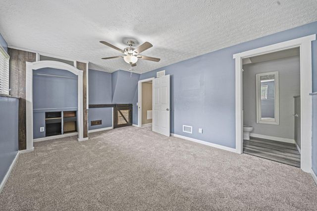 2349 Warfield Drive, Grove City, OH 43123