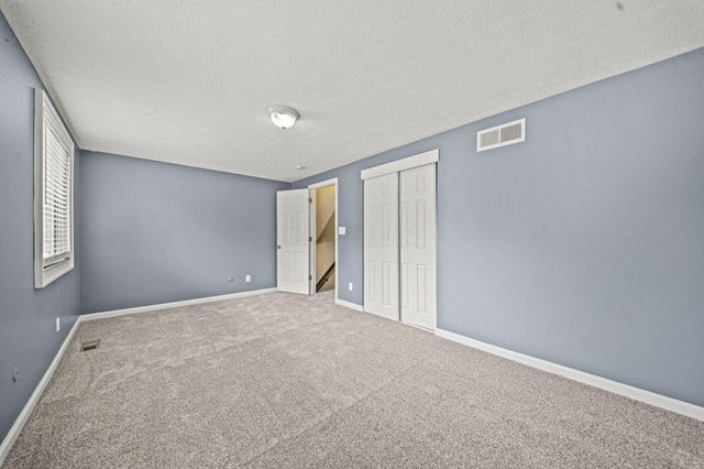2349 Warfield Drive, Grove City, OH 43123