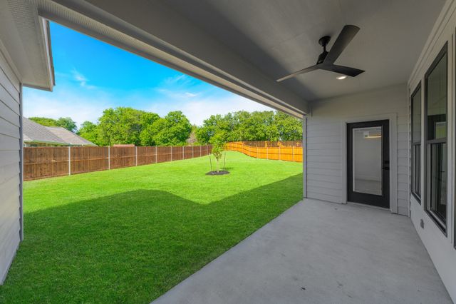 1002 Andrea Michele Lane, Glenn Heights, TX 75154