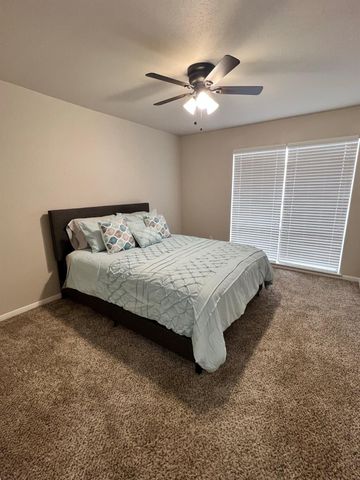 129 April Point Drive N, Conroe, TX 77356