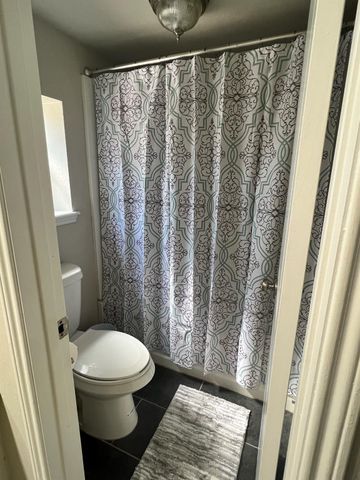 129 April Point Drive N, Conroe, TX 77356