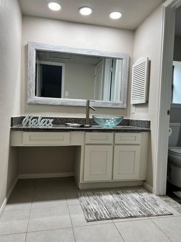 129 April Point Drive N, Conroe, TX 77356