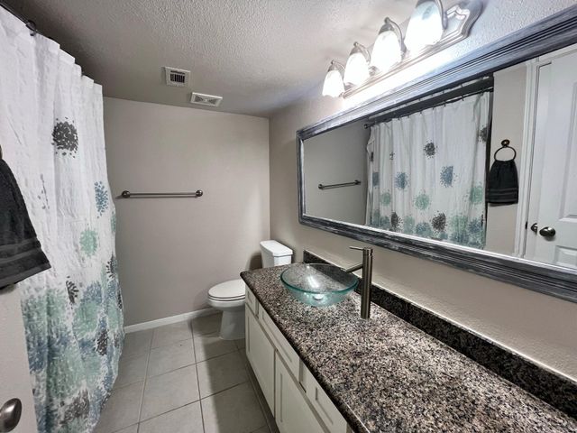 129 April Point Drive N, Conroe, TX 77356