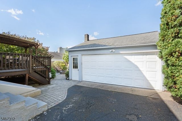 7 Prospect St, Far Hills Boro, NJ 07931