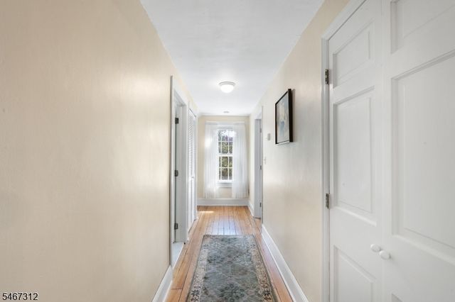 7 Prospect St, Far Hills Boro, NJ 07931