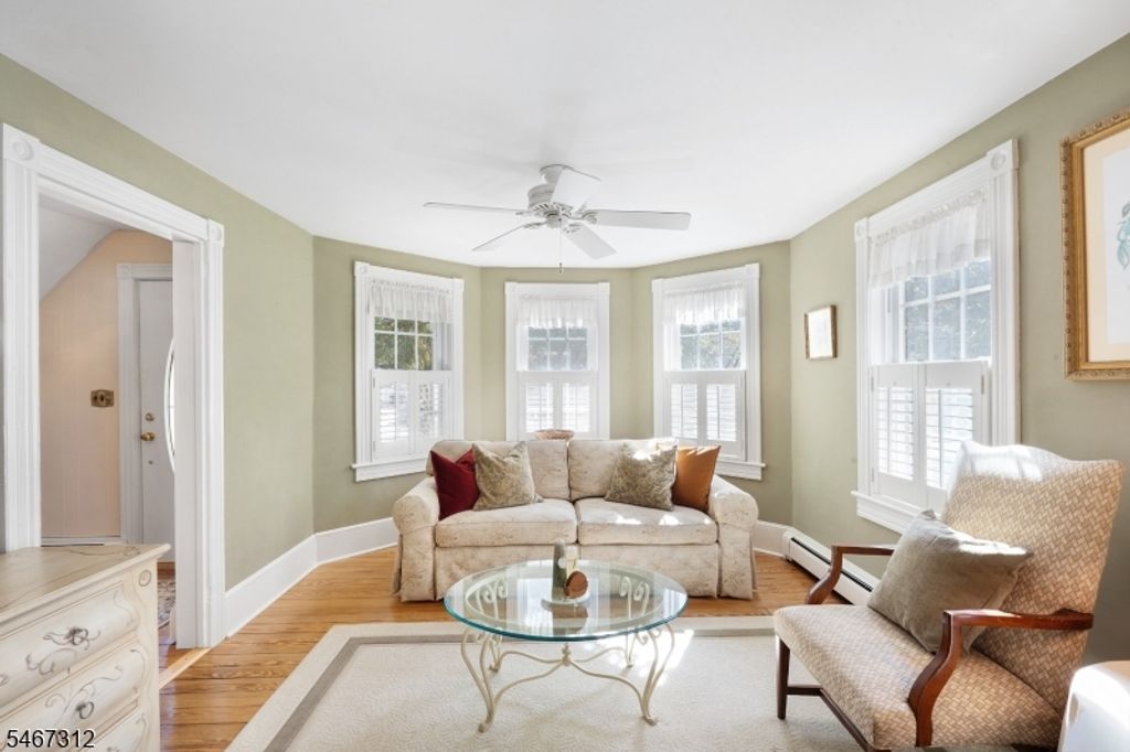 7 Prospect St, Far Hills Boro, NJ 07931 — photo 4
