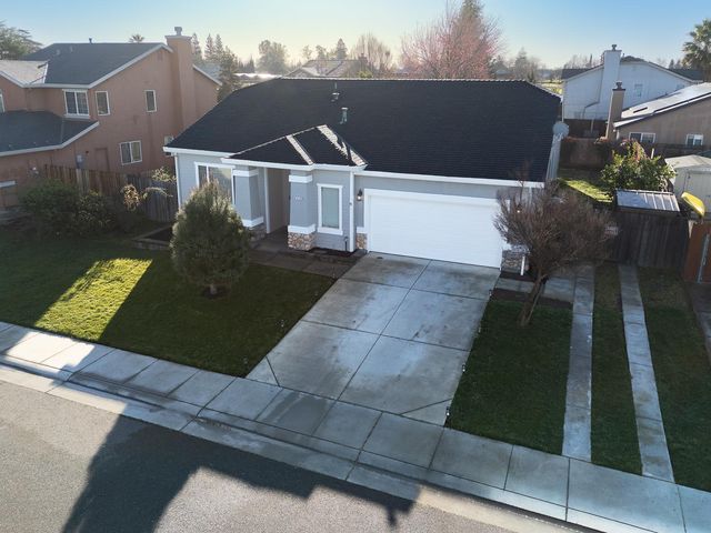 606 Nightingale Way, Wheatland, CA 95692