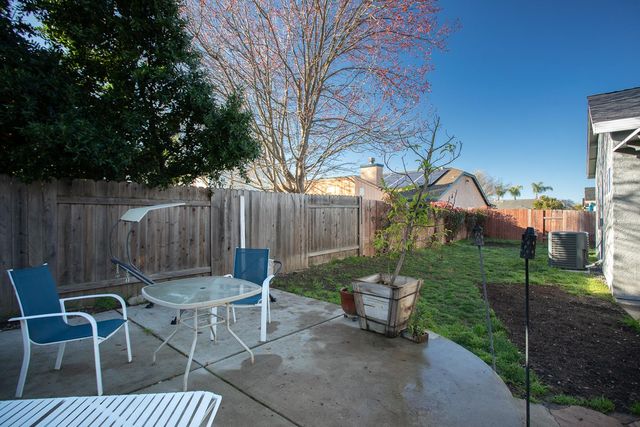 606 Nightingale Way, Wheatland, CA 95692