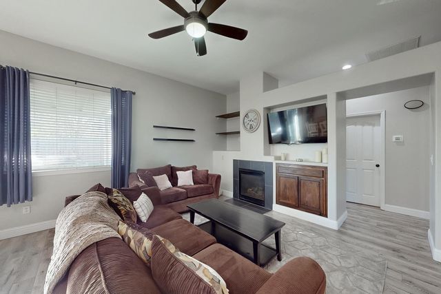 606 Nightingale Way, Wheatland, CA 95692