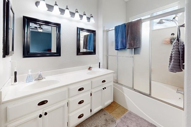 606 Nightingale Way, Wheatland, CA 95692