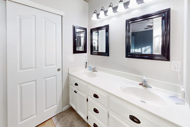 606 Nightingale Way, Wheatland, CA 95692