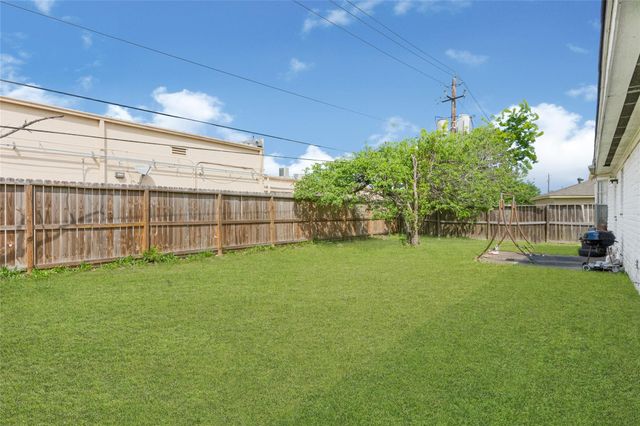12326 South Drive, Houston, TX 77099