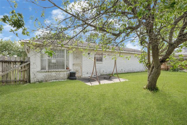 12326 South Drive, Houston, TX 77099