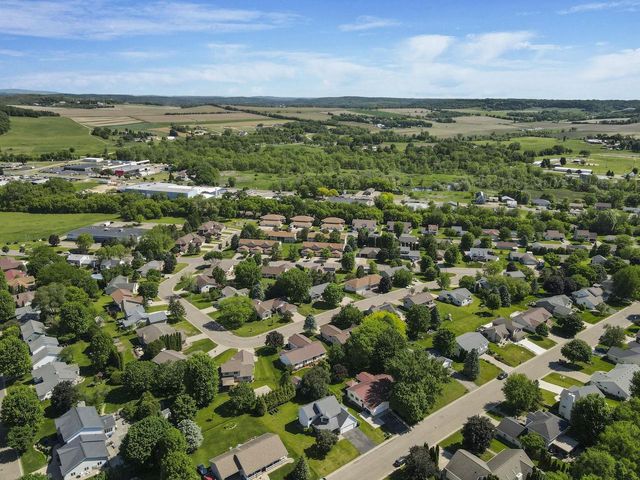 118 Vilas Hibbard Parkway, Lodi, WI 53555
