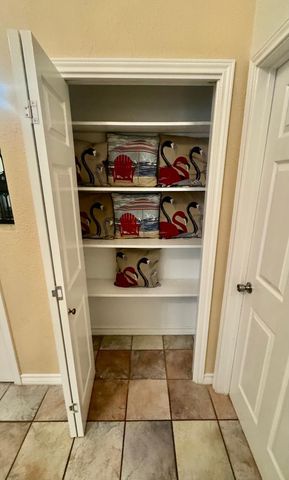 217 W Oleander Dr., South Padre Island, TX 78597