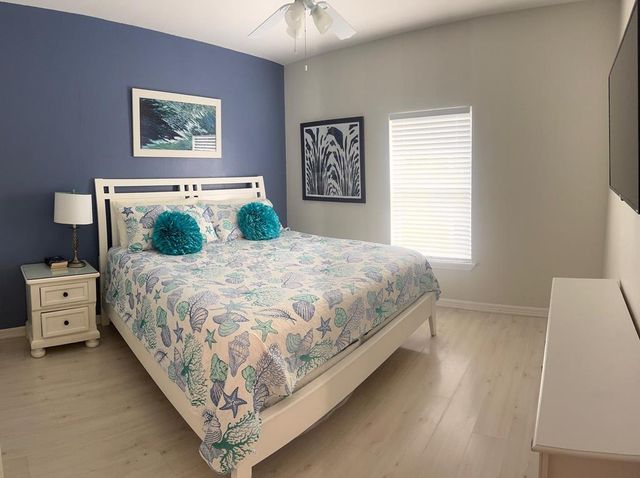 217 W Oleander Dr., South Padre Island, TX 78597