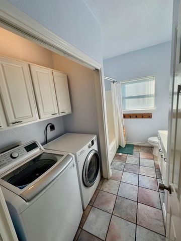 217 W Oleander Dr., South Padre Island, TX 78597