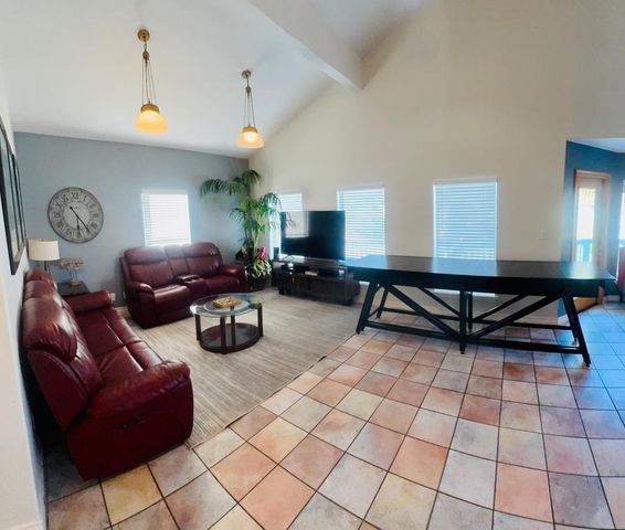 217 W Oleander Dr., South Padre Island, TX 78597