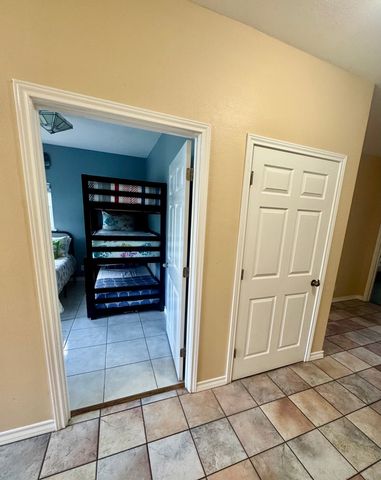 217 W Oleander Dr., South Padre Island, TX 78597