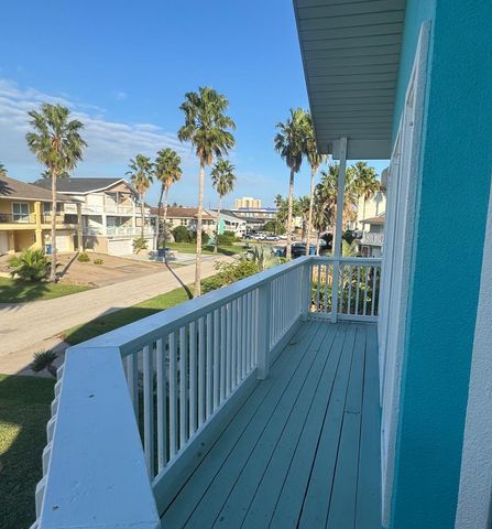 217 W Oleander Dr., South Padre Island, TX 78597