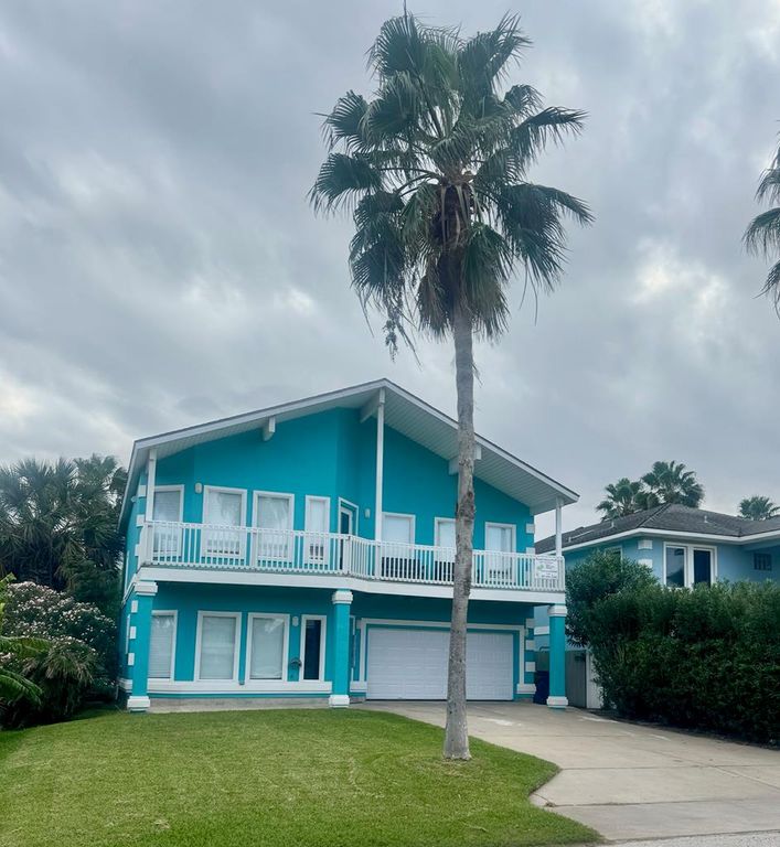 217 W Oleander Dr., South Padre Island, TX 78597