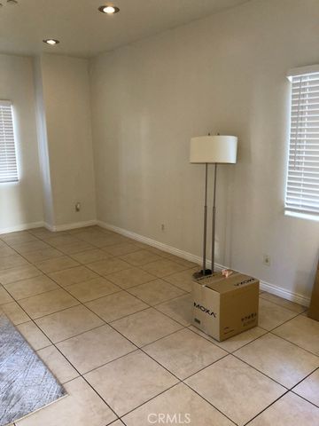 319 Lampman Way, Placentia, CA 92870