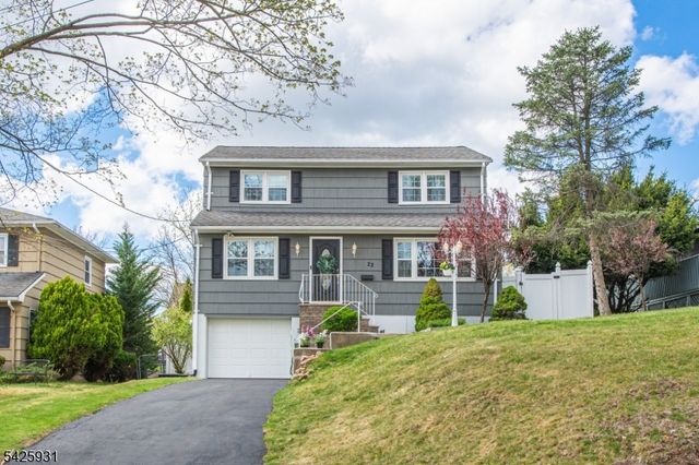 22 Elmwood Rd, Verona Twp., NJ 07044